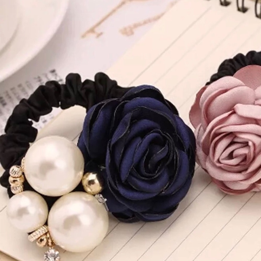 New 🌹 Navy Blue & Pearls Hair Tie 🌹